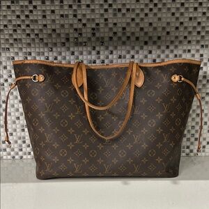 Louis Vuitton Classic Neverfull GM Brown Monogram Tote